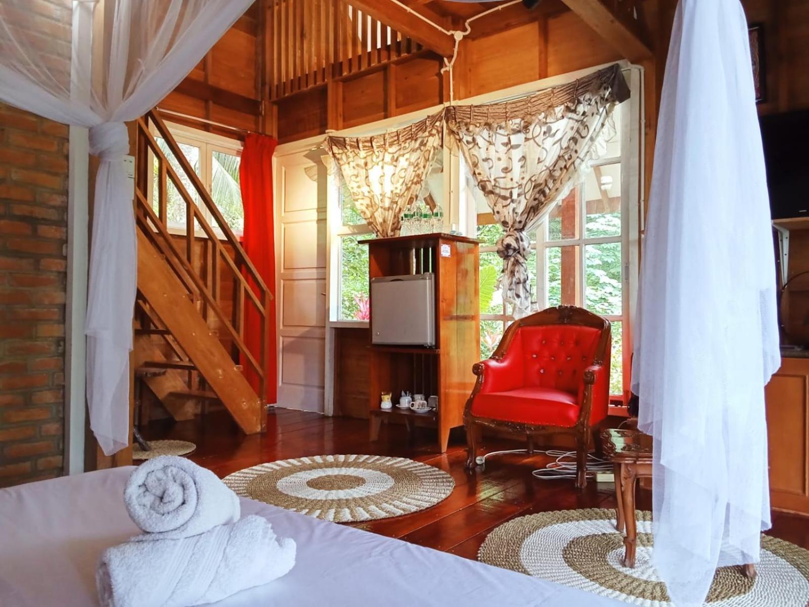 Air Manis Hillside Villa Cafe & Resto Padang  Exterior photo